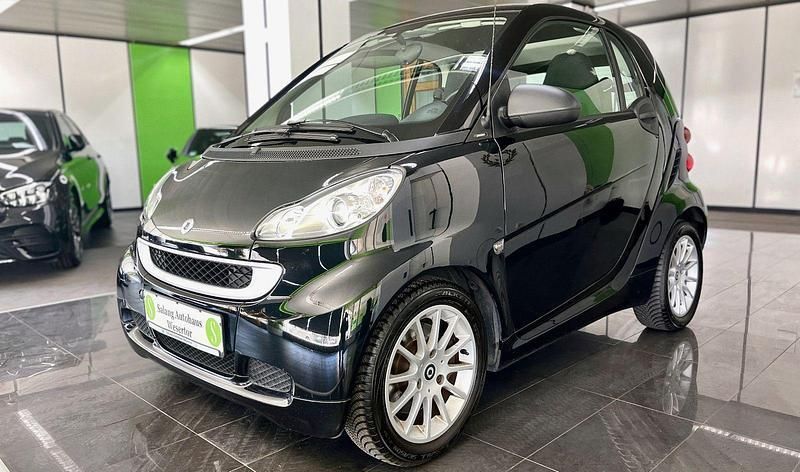 Schwarz Gebraucht 2012 Smart ForTwo Coupé Coupé | 7.390 € (Teuer) - Bild 1/4