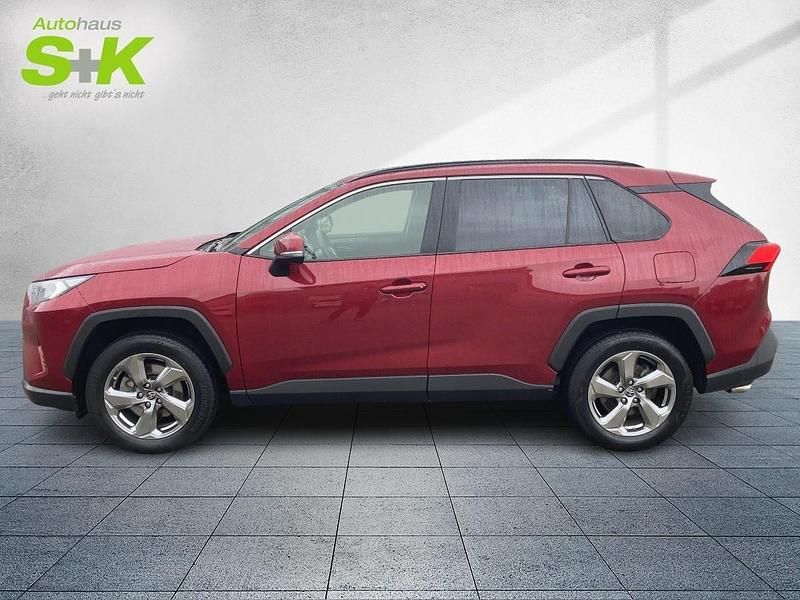 Gebraucht Toyota RAV4 Hybrid Club 218 PS (160 kW) 2019 Rot SUV
