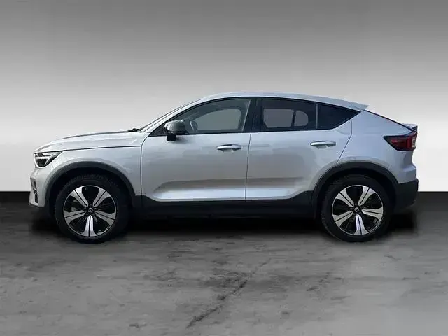 Używany Volvo C40 Core 300 kW (408 KM) 2022 Srebrny SUV