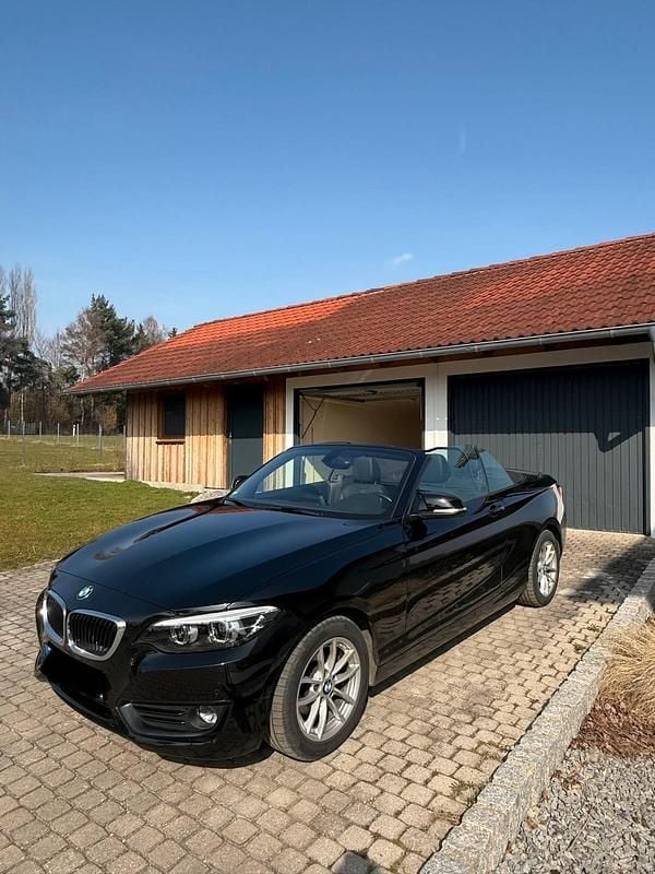 Gebraucht BMW 218 136 PS (100 kW) 2018 Schwarz Cabrio