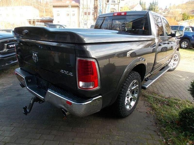 Gebraucht Dodge Ram 401 PS (294 kW) 2014 Grau Abholung