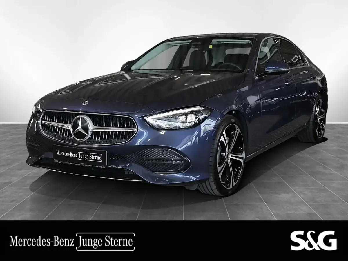 Gebraucht Mercedes C180 Avantgarde 170 PS (125 kW) 2025 Limousine