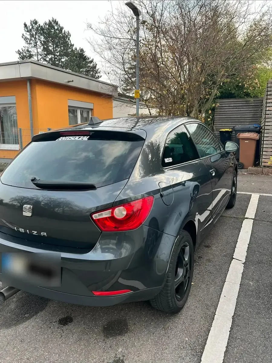 Gebraucht Seat Ibiza 86 PS (63 kW) 2012 Andere farben Kleinwagen