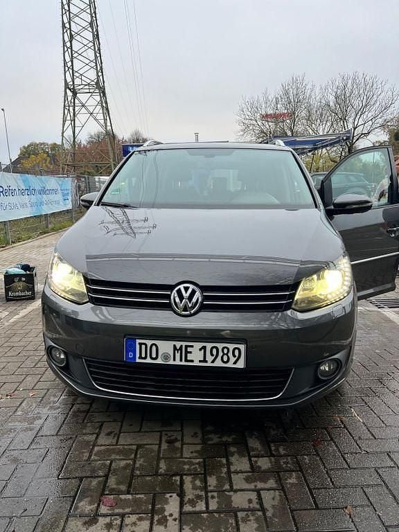 Gebraucht VW Touran Highline 170 PS (125 kW) 2012 Grau Van / Kleinbus