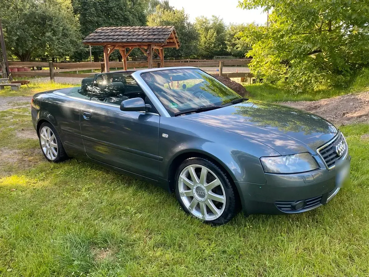 Gebraucht Audi A4 Cabriolet S-Line 163 PS (119 kW) 2004 Grau Cabrio