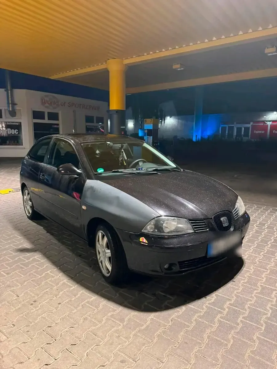 Gebraucht Seat Ibiza 75 PS (55 kW) 2006 Schwarz Kleinwagen