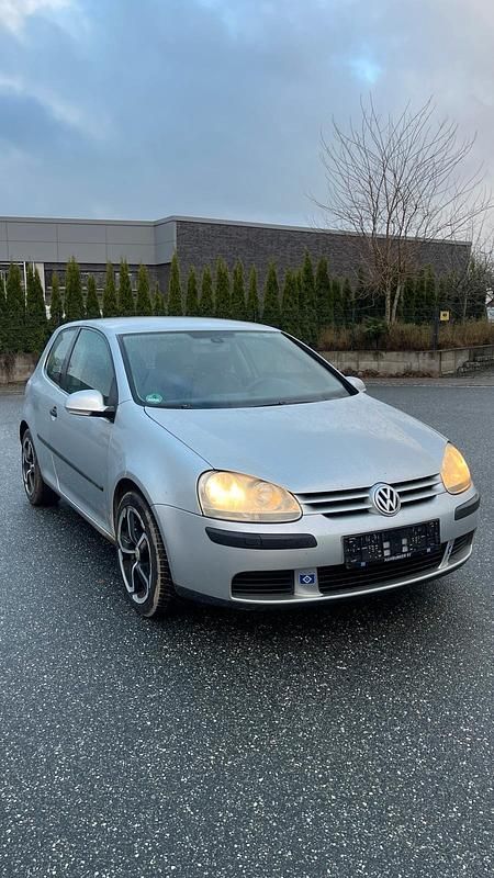 Gebraucht VW Golf IV 116 PS (85 kW) 2004 Silber Limousine