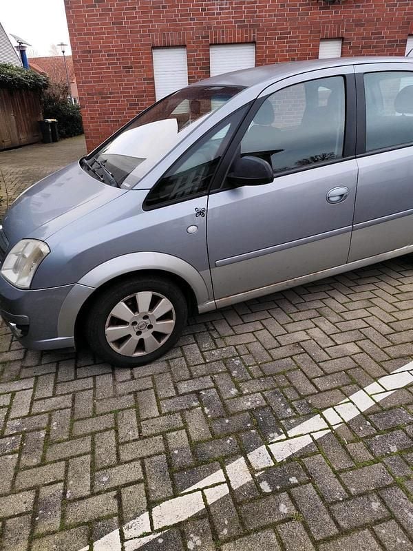 Gebraucht Opel Meriva 125 PS (91 kW) 2005 Silber Van / Kleinbus