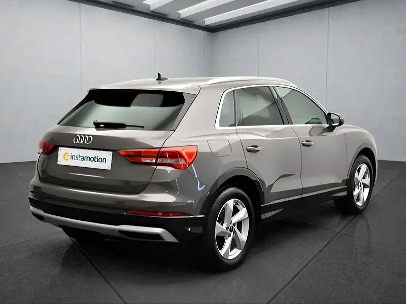 Gebraucht Audi Q3 150 PS (110 kW) 2025 Grau SUV