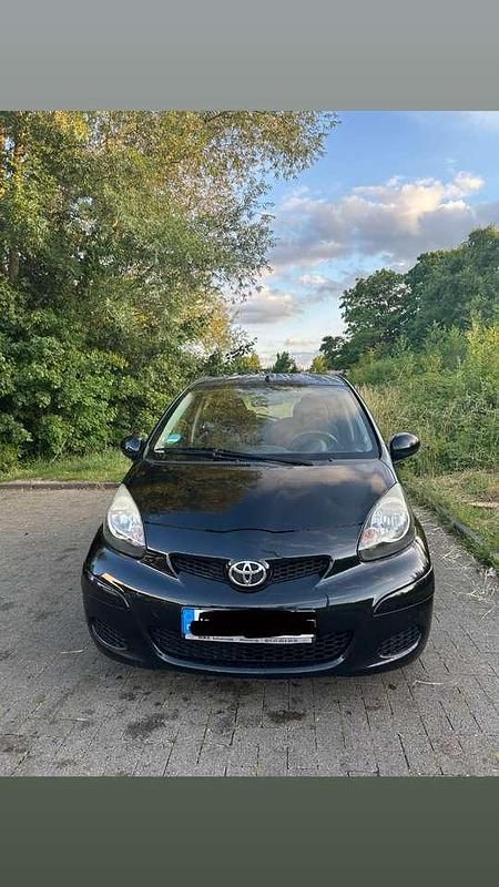 Schwarz Gebraucht 2009 Toyota Aygo Basis Kleinwagen | 3.600 € (Etwas zu teuer) - Bild 1/4