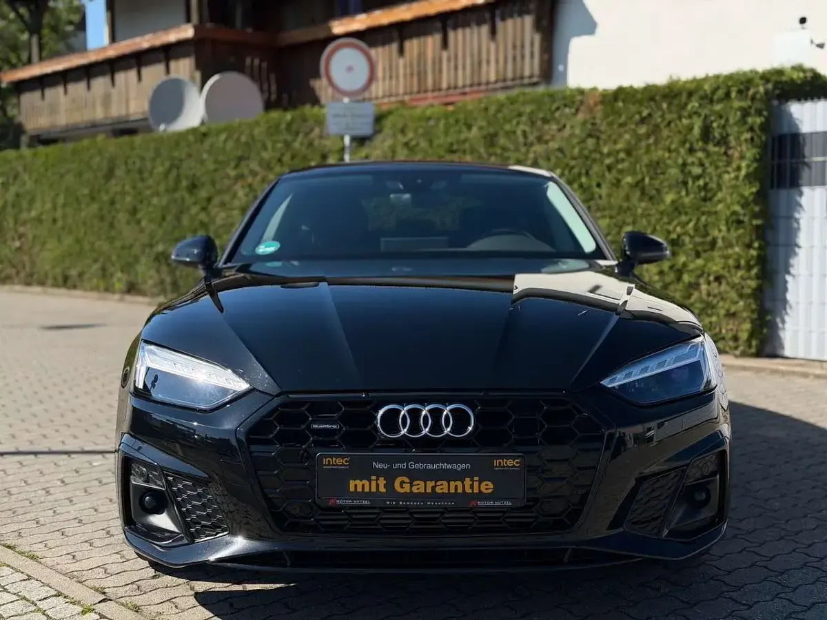 Gebraucht Audi A5 Sportback S-Line 204 PS (150 kW) 2023 Mythosschwarz metallic Kleinwagen