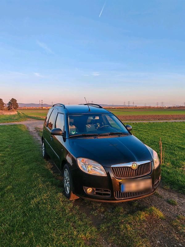 Gebraucht Skoda Roomster 70 PS (51 kW) 2009 Schwarz Van / Kleinbus