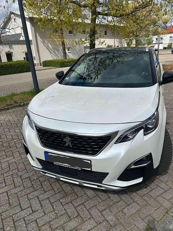 Weiß Gebraucht 2019 Peugeot 3008 GT-line SUV | 22.900 € (Teuer) - Bild 1/4