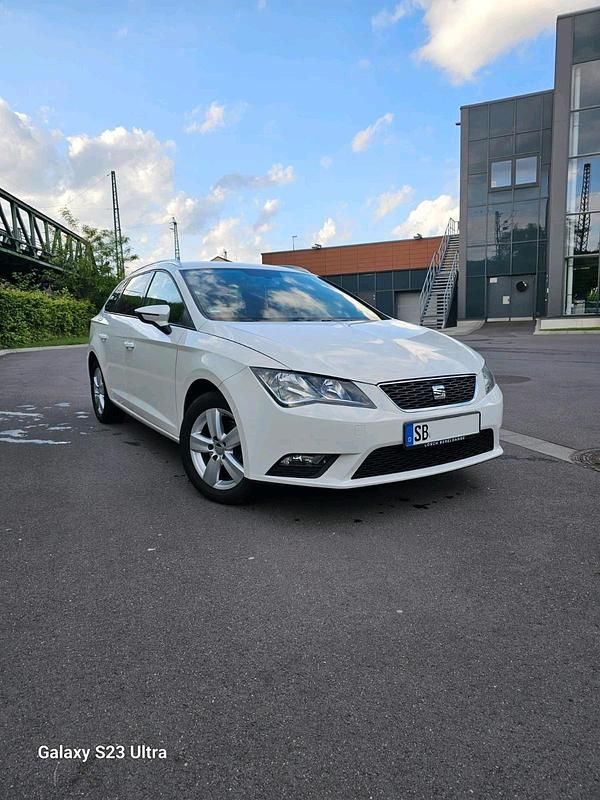 Weiß Gebraucht 2015 Seat Leon Kombi | 7.600 € (Superpreis) - Bild 1/4