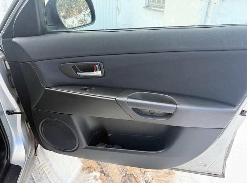 Gebraucht Mazda 3 Exclusive 105 PS (77 kW) 2004 Silber Limousine