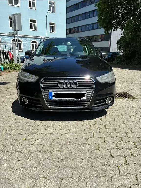Gebraucht Audi A1 Ambition 122 PS (89 kW) 2012 Schwarz Kleinwagen