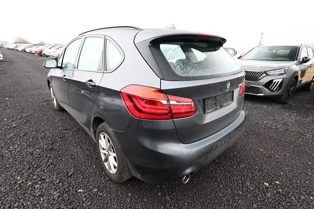 Gebraucht BMW 218 Advantage 140 PS (102 kW) 2019 Mineralgrau metallic mineralgrau metallic Kombi