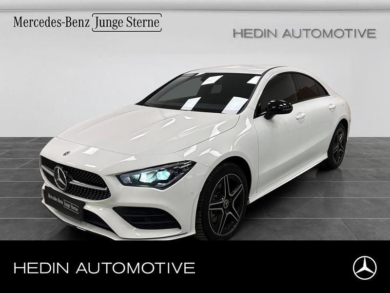 Weiß Gebraucht 2022 Mercedes CLA250e AMG Limousine | 31.780 € (Guter Preis) - Bild 1/4