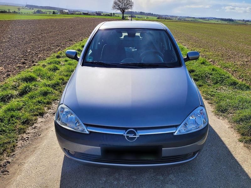 Gebraucht Opel Corsa 90 PS (66 kW) 2003 Grau Kleinwagen