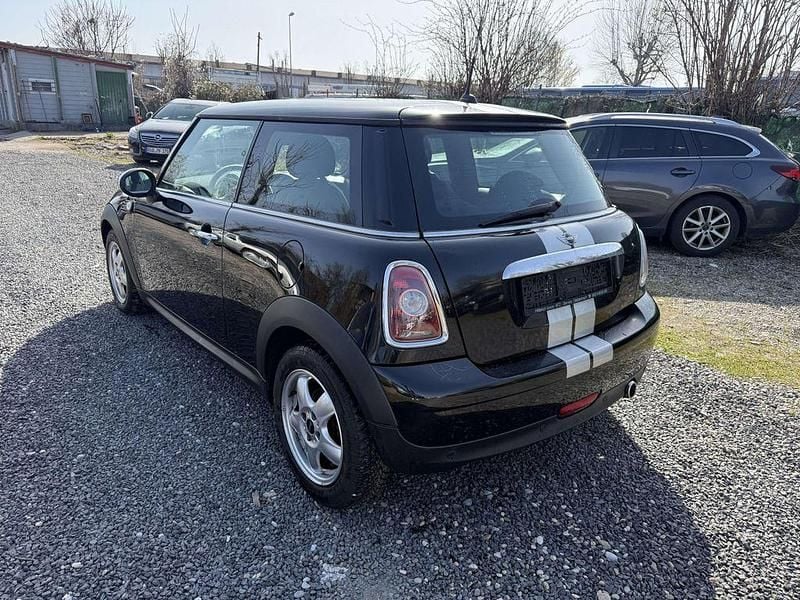 Usado Mini ONE 95 HP (69 kW) 2009 Preto Citadino