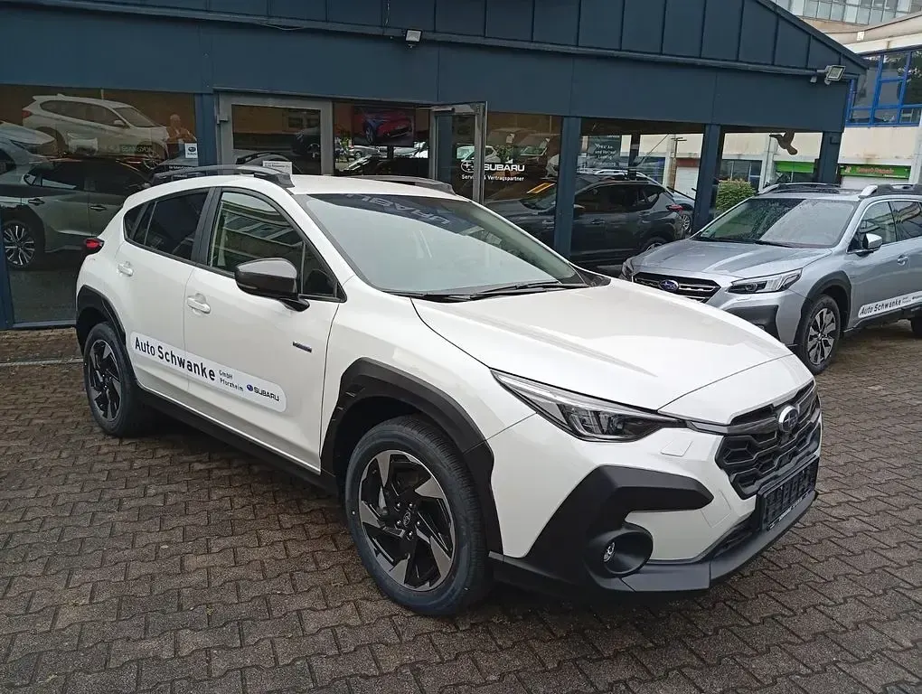 Neu Subaru Crosstrek Active 136 PS (100 kW) 2025 Weiß SUV