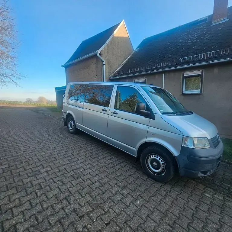 Gebraucht VW Caravelle 174 PS (127 kW) 2008 Silber Van