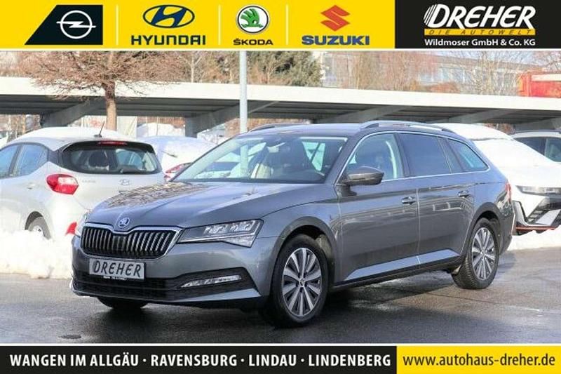 Graphitegrau metallic Gebraucht 2022 Skoda Superb Ambition Kombi | 27.980 € (Fairer Preis) - Bild 1/3