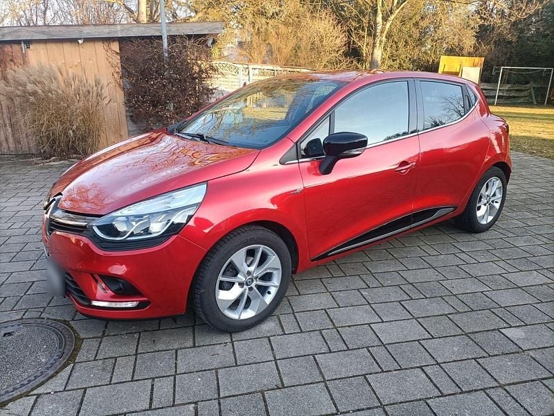 Gebraucht Renault Clio IV LIMITED 90 PS (66 kW) 2017 Rot Kleinwagen
