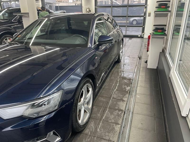 Gebraucht Audi A6 S-Line 245 PS (180 kW) 2020 Blau Kombi