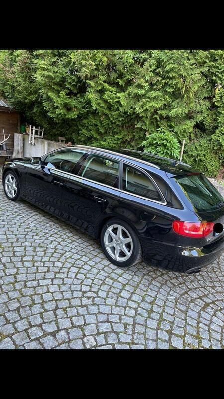 Schwarz Gebraucht 2010 Audi A4 Ambiente Kombi | 4.599 € (Superpreis) - Bild 1/4