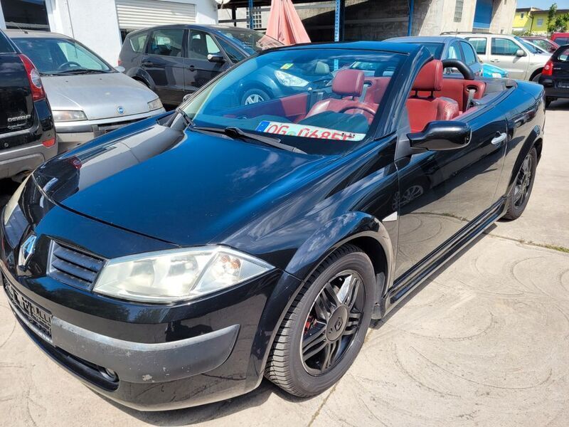 Schwarz Gebraucht 2004 Renault Mégane Cabriolet Cabrio | 2.698 € (Etwas zu teuer) - Bild 1/4