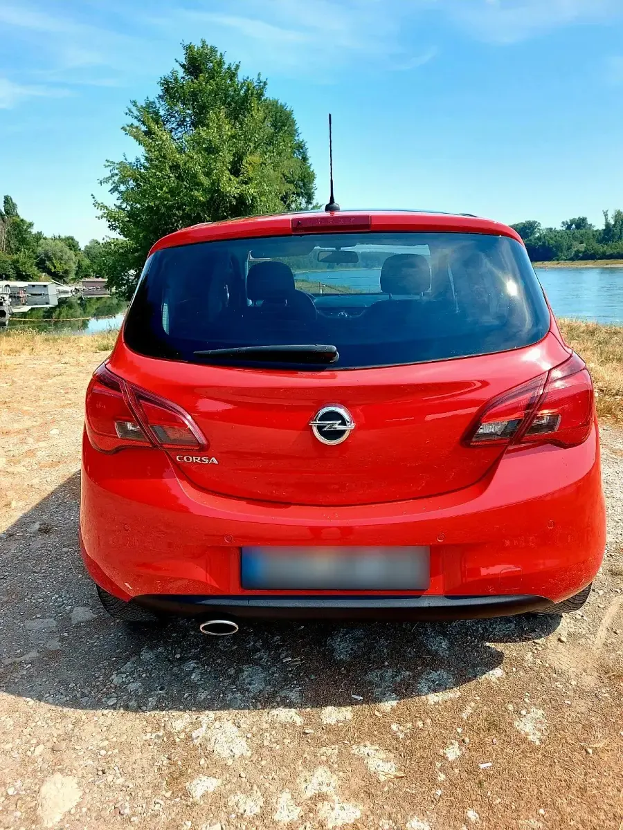 Gebraucht Opel Corsa Color Edition 90 PS (66 kW) 2018 Rot Kleinwagen