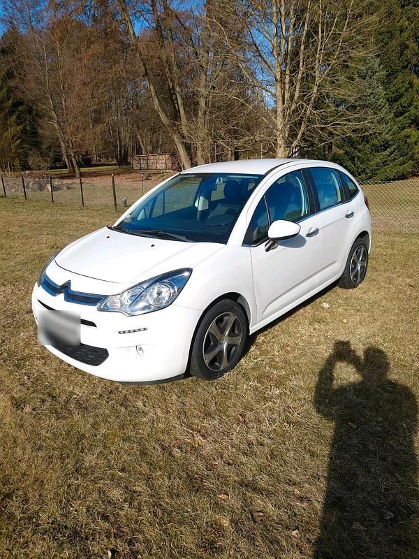 Gebraucht Citroën C3 82 PS (60 kW) 2016 Weiß Kleinwagen