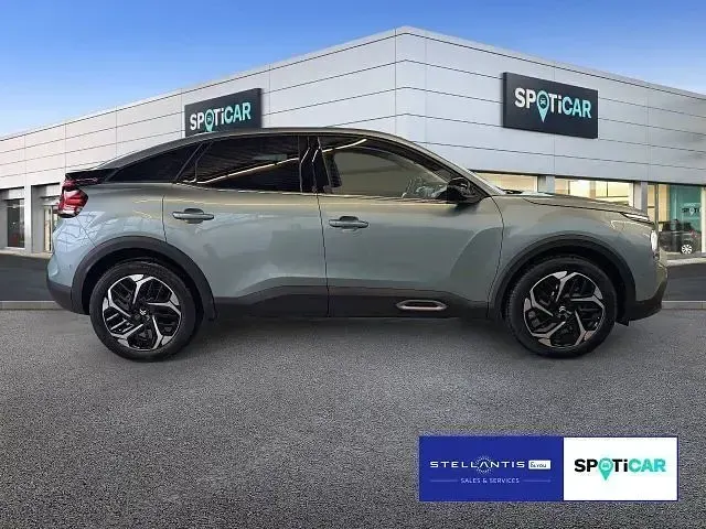 Gebraucht Citroën C4 PureTech 131 PS (96 kW) 2024 Blau SUV