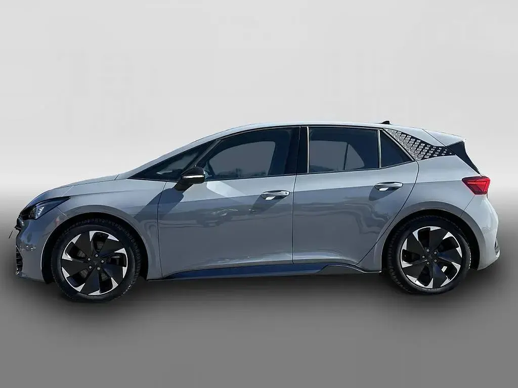 Usata Cupra Born e-Boost 169 kW (231 CV) 2023 Grigio Utilitaria