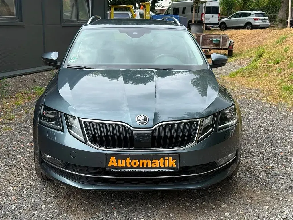 Gebraucht Skoda Octavia Style 150 PS (110 kW) 2019 Grau Kombi