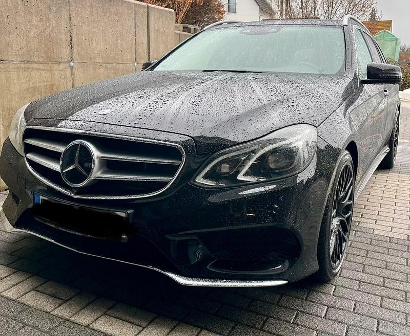 Gebraucht Mercedes E350 AMG 258 PS (189 kW) 2016 Schwarz Kombi
