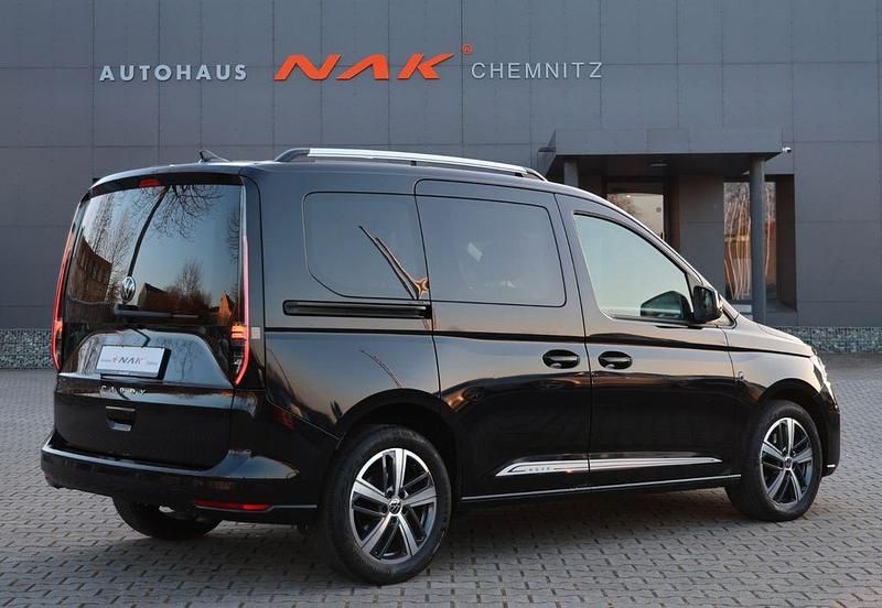 Gebraucht VW Caddy Move 122 PS (89 kW) 2021 Schwarz Van / Kleinbus