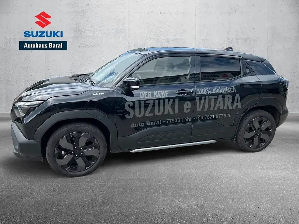 Gebraucht Suzuki e-Vitara Comfort+ 135 kW (184 PS) 2026 Schwarz SUV