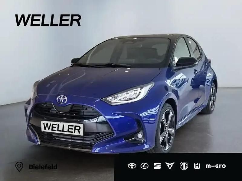 Blau Neu 2025 Toyota Yaris Hybrid Plus Kleinwagen | 30.490 € (Fairer Preis) - Bild 1/3