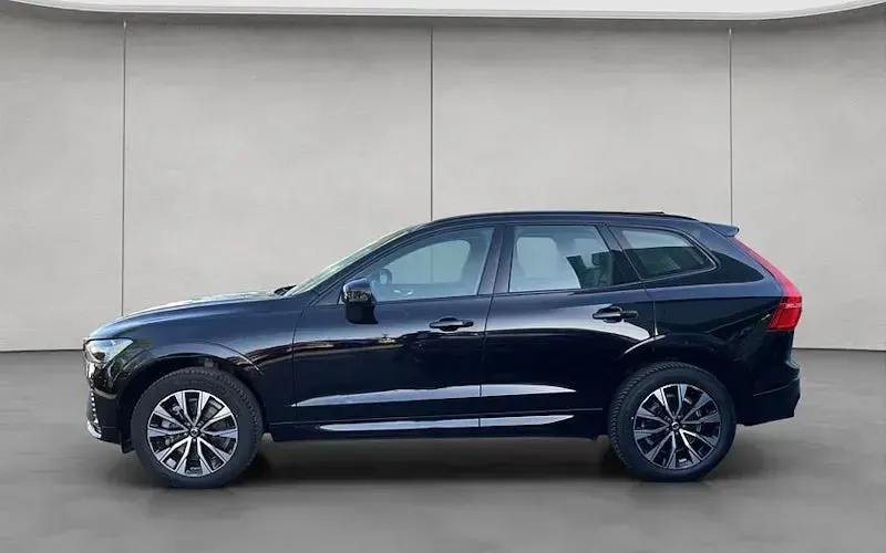 Gebraucht Volvo XC60 Plus 197 PS (144 kW) 2024 Schwarz SUV