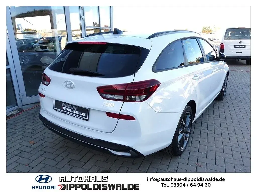 Neu Hyundai i30 Advantage 101 PS (74 kW) 2025 Weiß Kombi