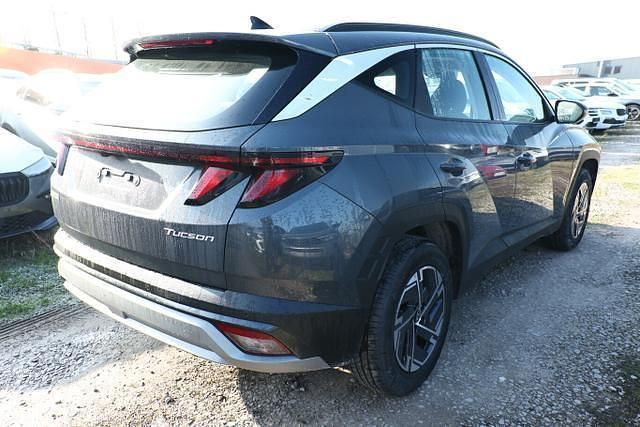 Ecotronic grey metallic ecotronic grey metallic Neu 2025 Hyundai Tucson Select SUV | 27.710 € (Superpreis) - Bild 1/4