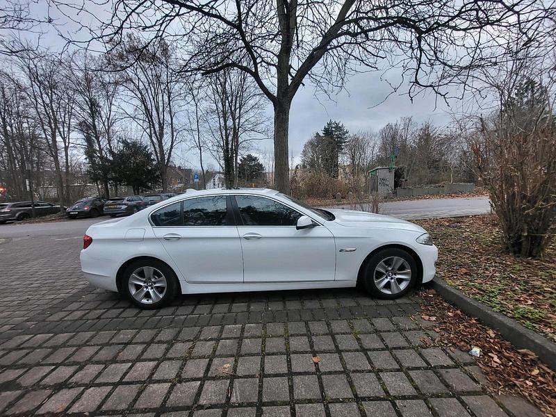 Gebraucht BMW 520 Efficient Dynamics 184 PS (135 kW) 2013 Weiß Limousine