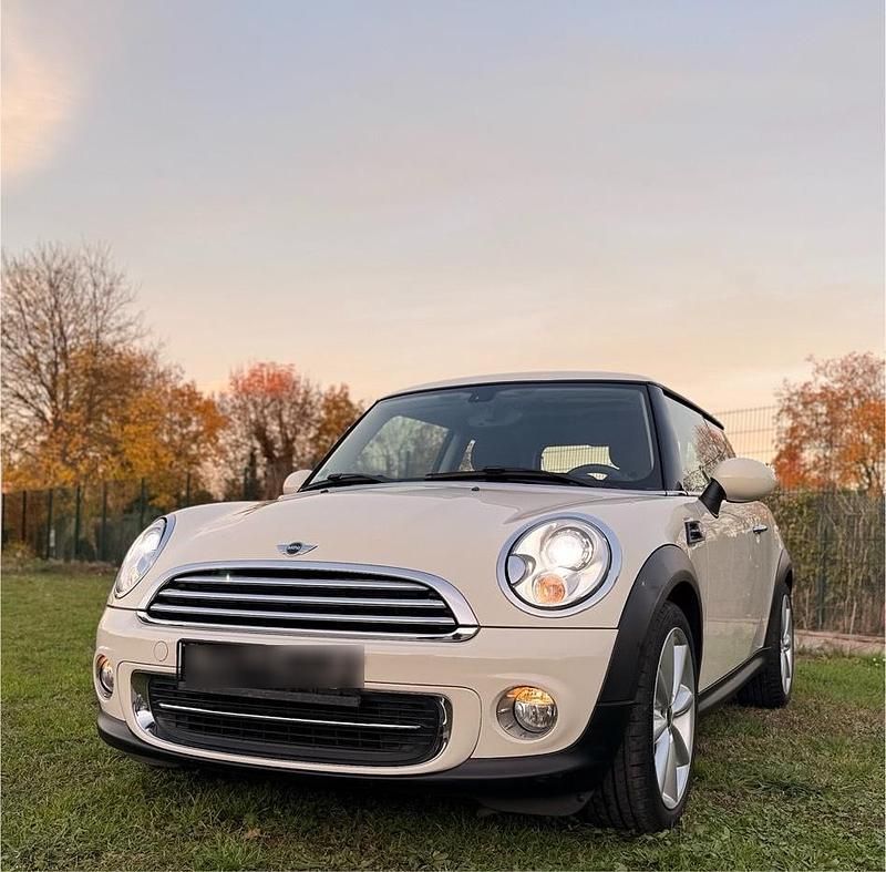 Weiß Gebraucht 2014 Mini Cooper Kleinwagen | 8.990 € - Bild 1/4