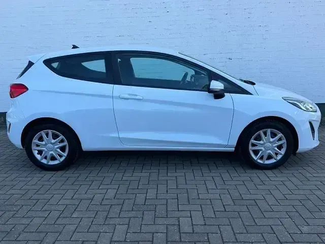 Gebraucht Ford Fiesta 86 PS (63 kW) 2020 Weiß Kleinwagen
