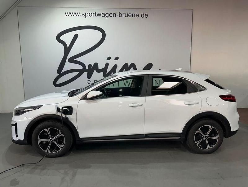 Gebraucht Kia XCeed Vision 141 PS (103 kW) 2022 Weiß SUV
