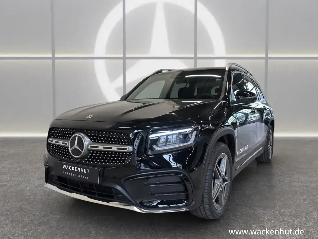 Gebraucht Mercedes GLB220 Advanced Plus 190 PS (139 kW) 2026 Schwarz SUV