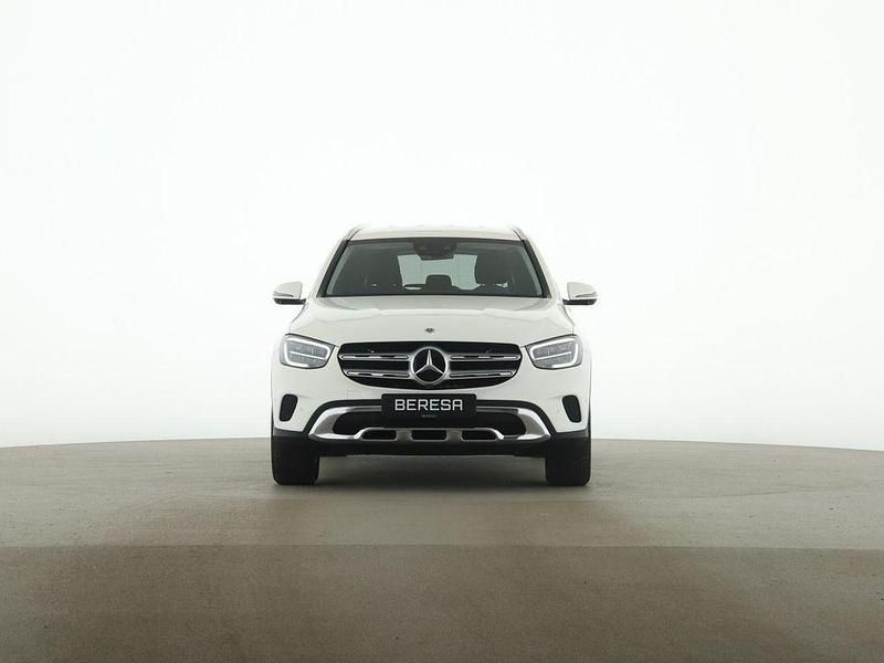 Gebraucht Mercedes GLC300e 211 PS (155 kW) 2020 Weiß SUV