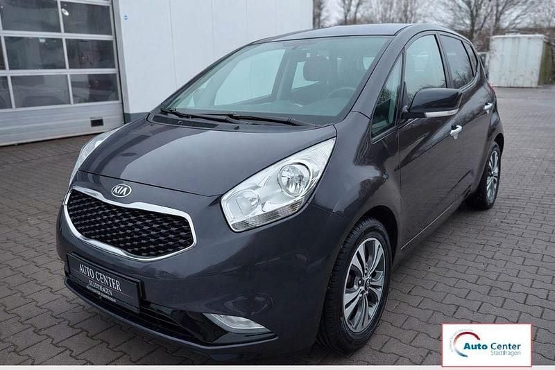 Grau Gebraucht 2018 Kia Venga DREAM-TEAM Edition Kleinwagen | 10.990 € (Fairer Preis) - Bild 1/4